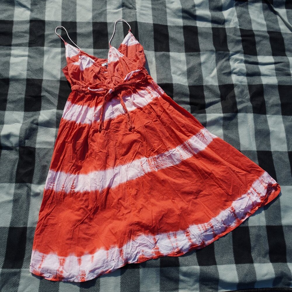 Metro 7 Tie Dye Red Orange White Spaghetti Straps Dress